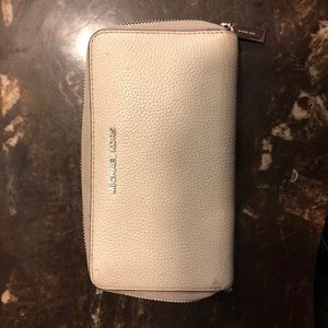 MK wallet